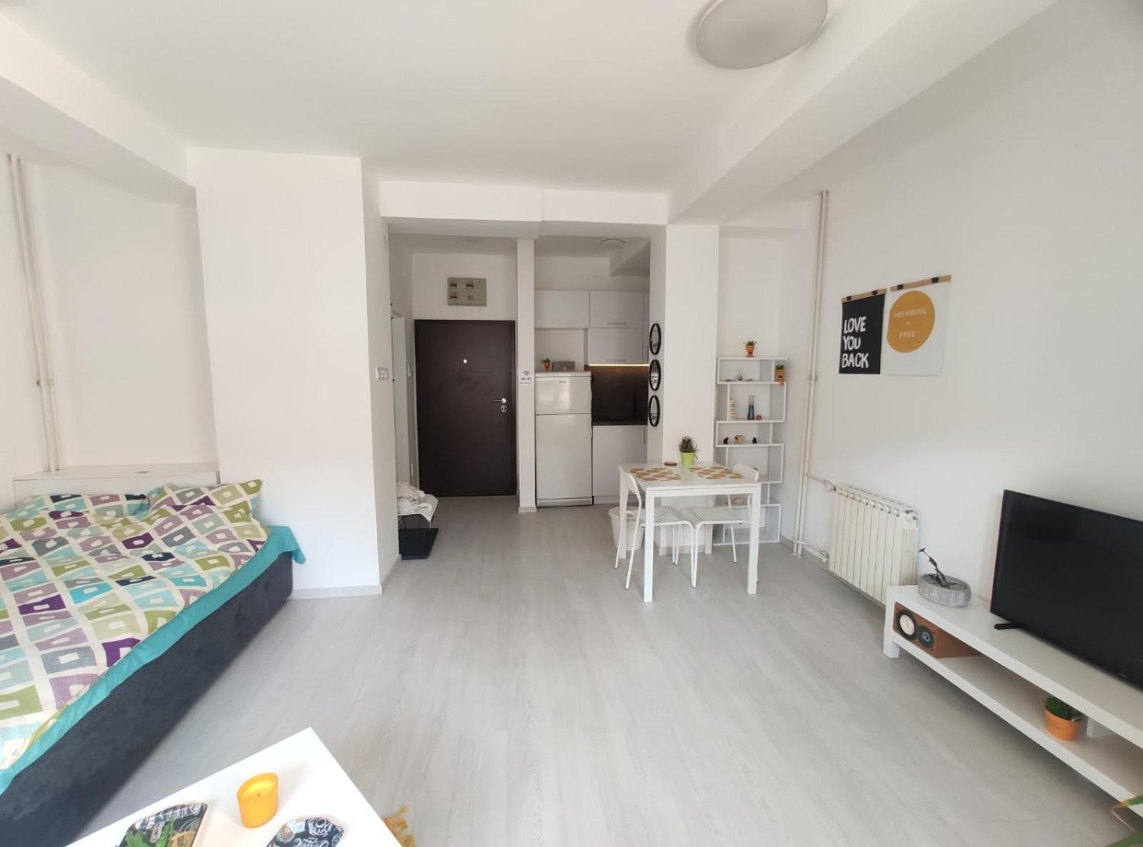 City Center White Apartment! Üsküp Dış mekan fotoğraf